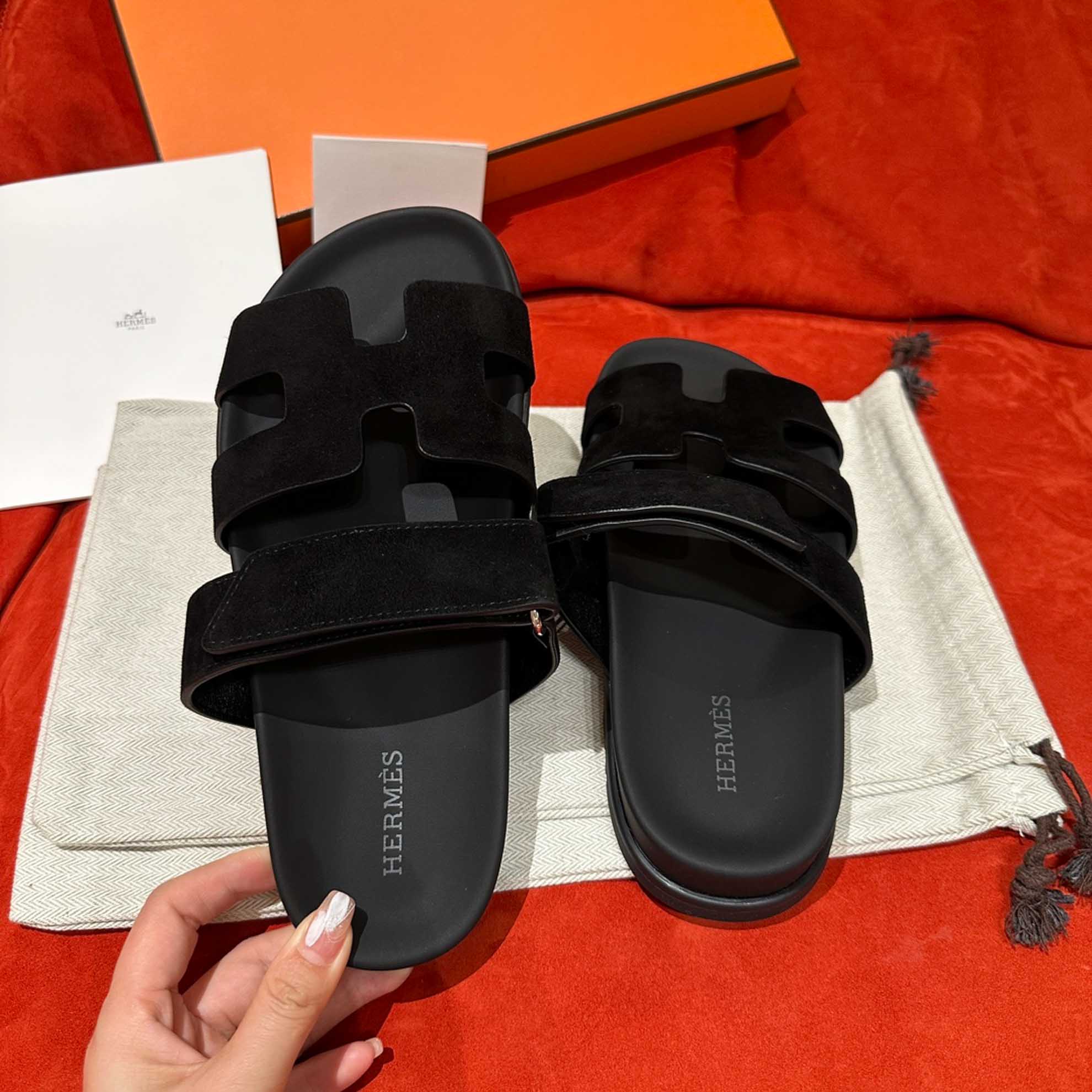 Dép Hermes Chypre Sandal Black Suede