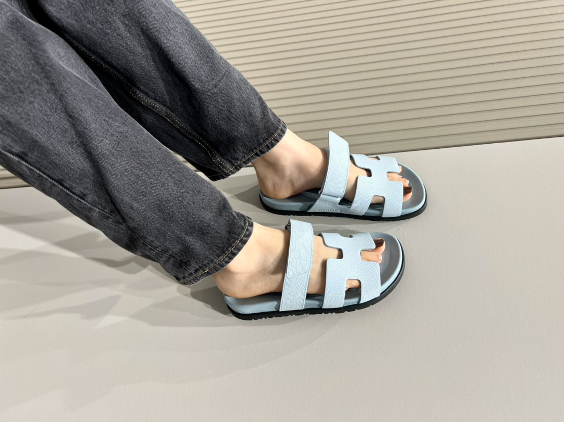 Dép Hermes Chypre Sandal Blue Suede