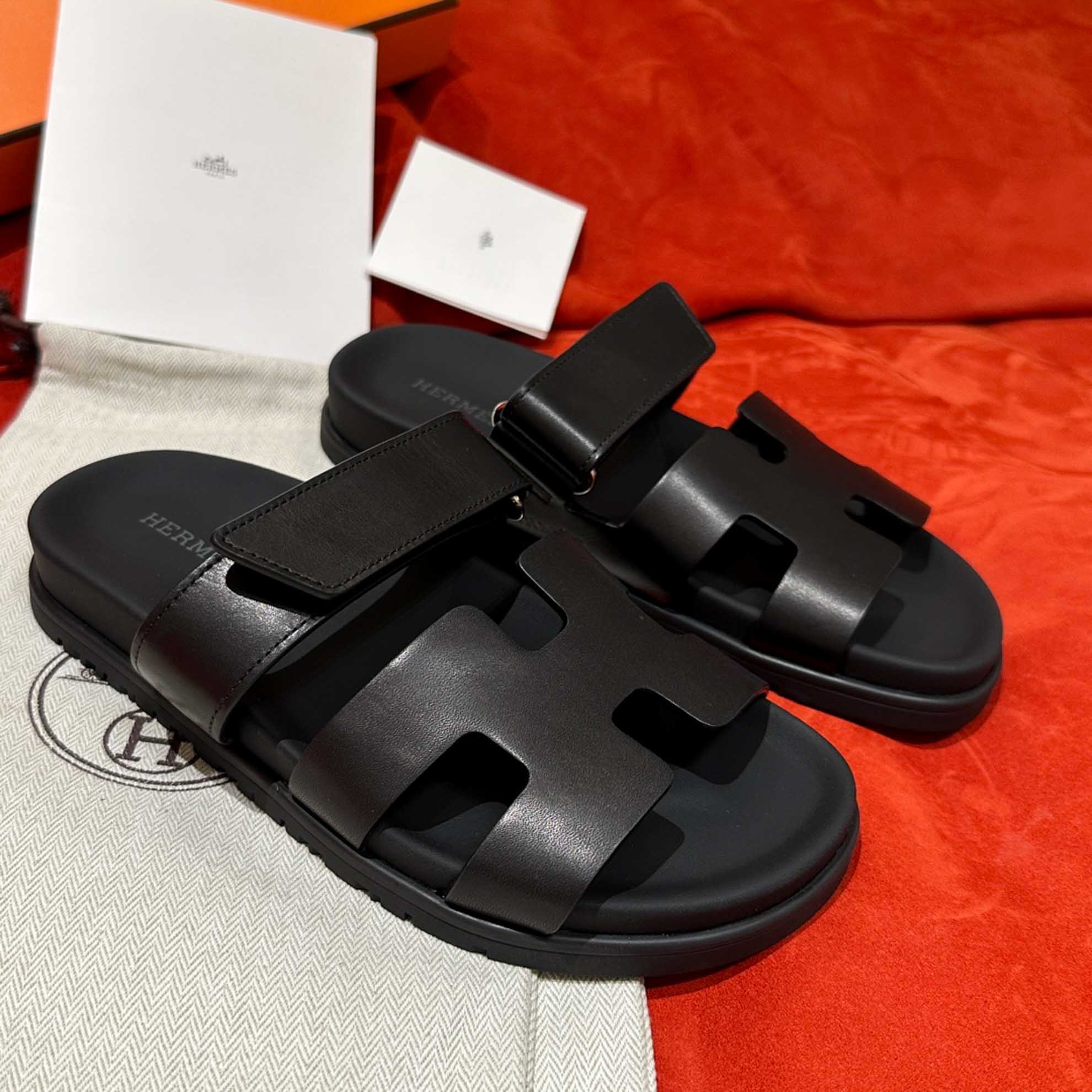 Dép Hermes Chypre Sandal Full Đen Da Trơn