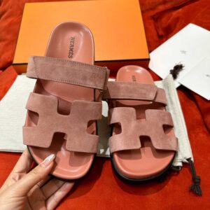 Dép Hermes Chypre Sandal Light Pink Suede