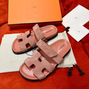 Dép Hermes Chypre Sandal Light Pink Suede