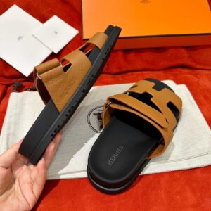 Dép Hermes Chypre Sandal Natural Black Epsom Leather