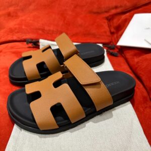 Dép Hermes Chypre Sandal Natural Black Epsom Leather