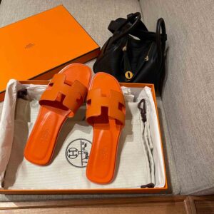 Dép Nữ Hermes Oran Sandal Cam Nhăn