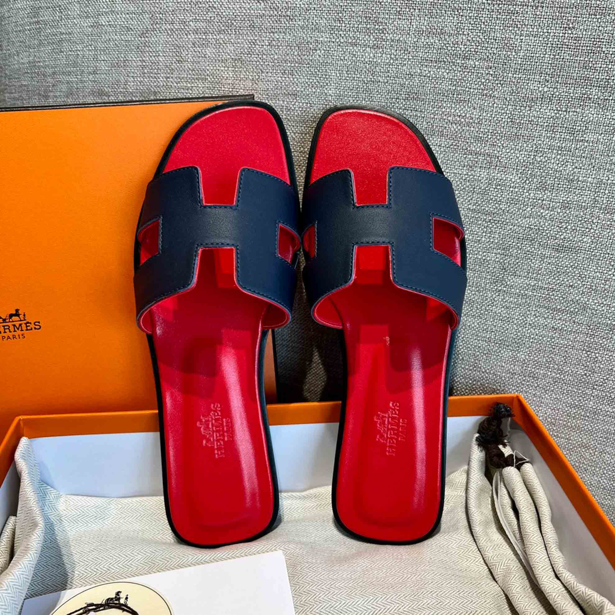 Dép Nữ Hermes Oran Sandal Đen Đỏ Trơn