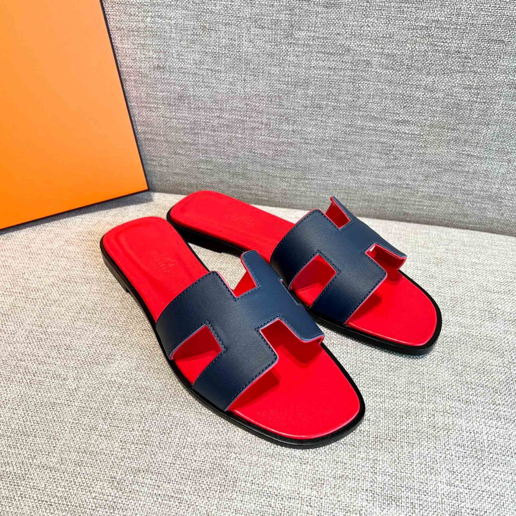 Dép Nữ Hermes Oran Sandal Đen Đỏ Trơn 