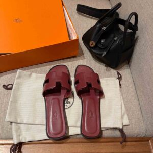 Dép Nữ Hermes Oran Sandal Đỏ Đậm Viền Đen Trơn