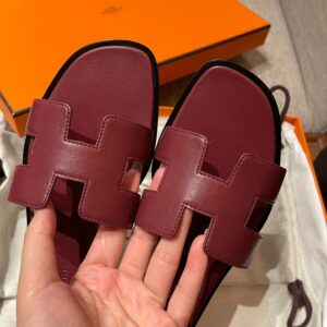 Dép Nữ Hermes Oran Sandal Đỏ Đậm Viền Đen Trơn