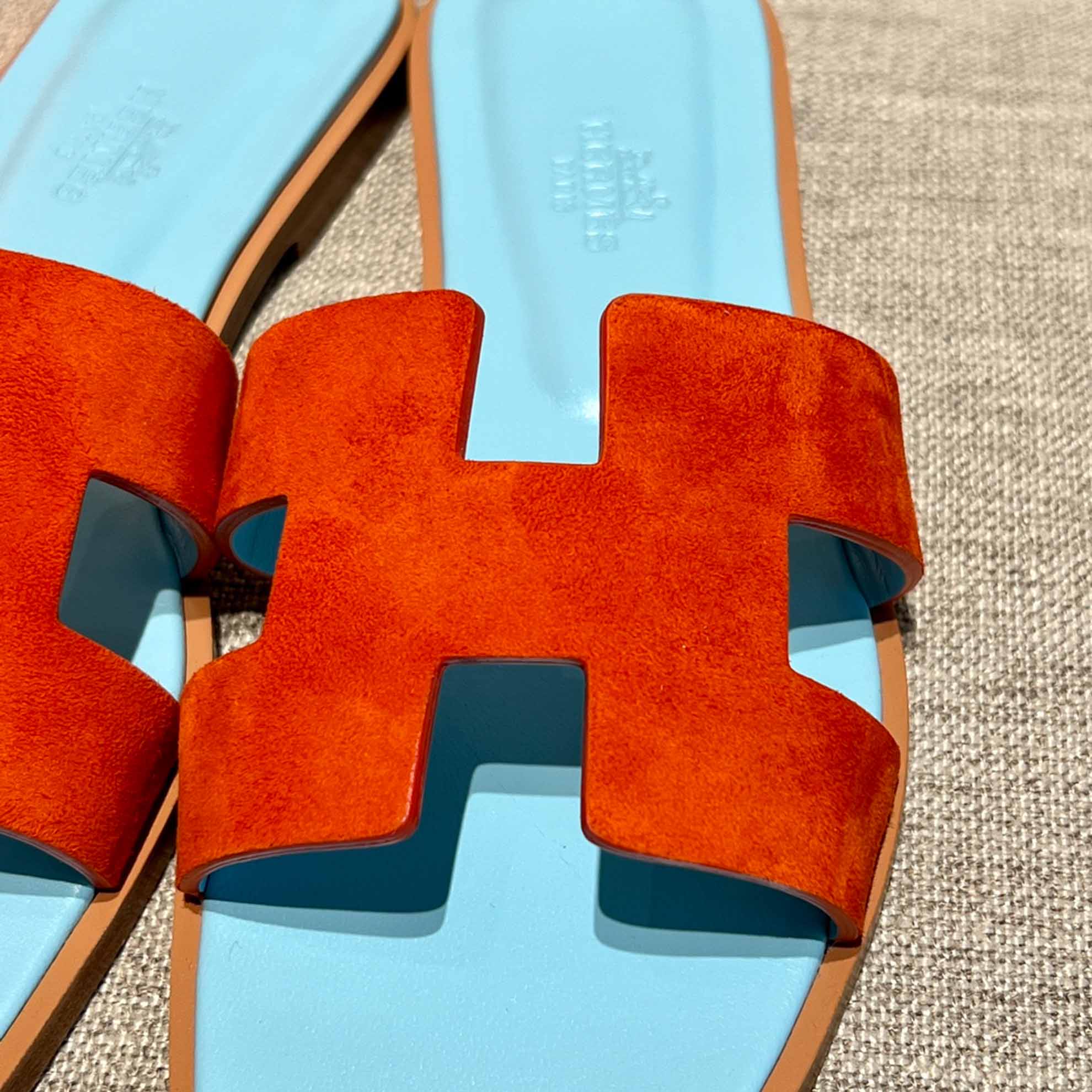 Dép Nữ Hermes Oran Sandal Đỏ Xanh Da Lộn