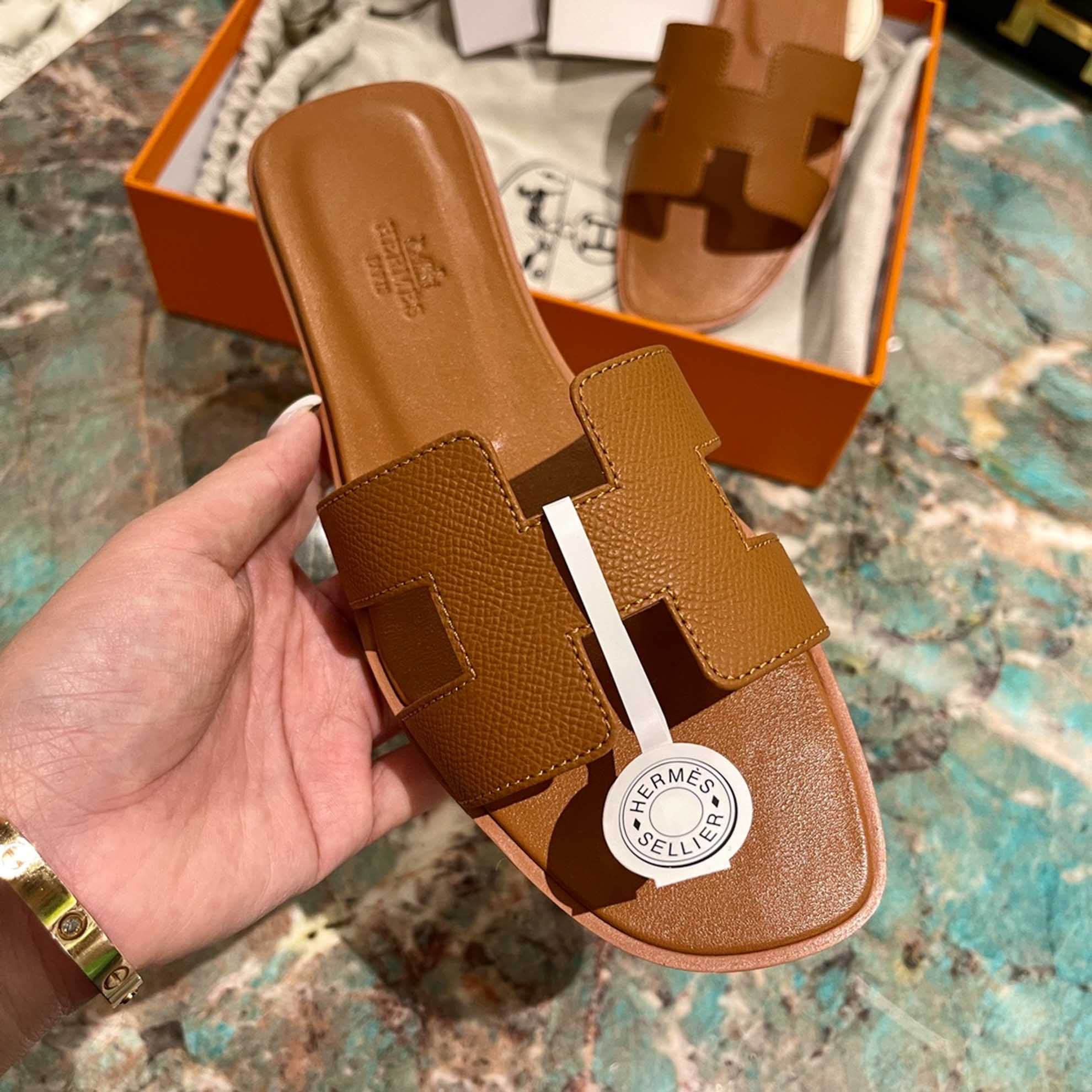 Dép Nữ Hermes Oran Sandal Full Nâu Nhăn