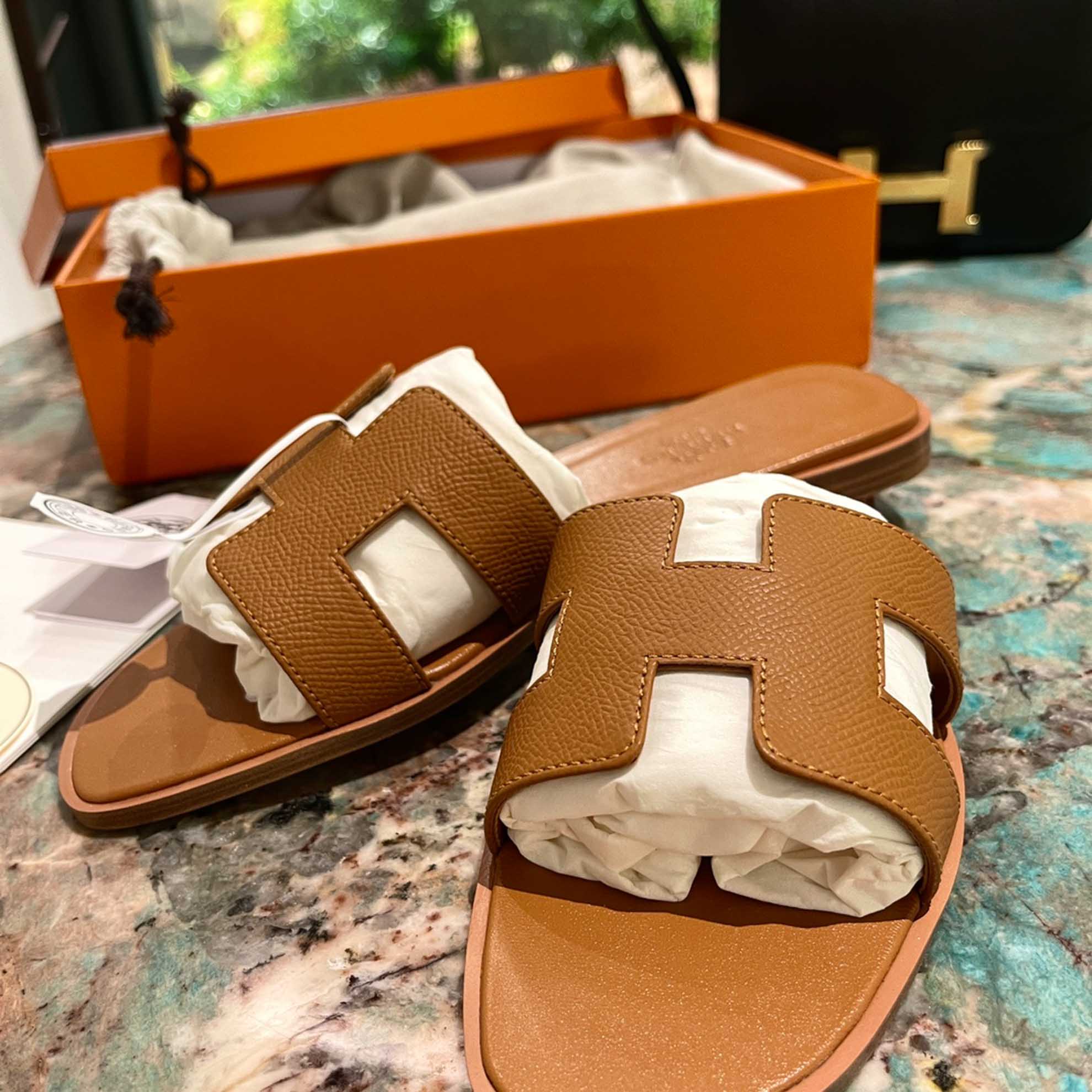 Dép Nữ Hermes Oran Sandal Full Nâu Nhăn