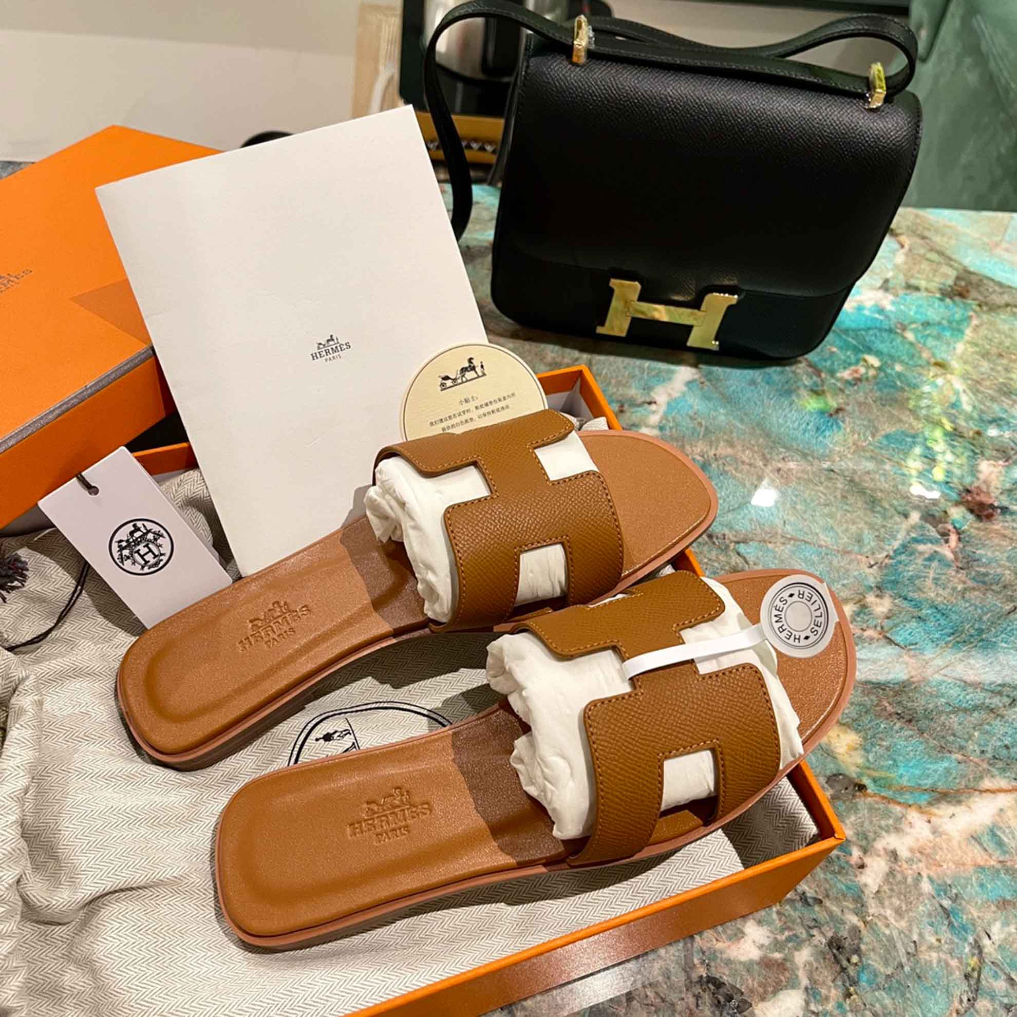 Dép Nữ Hermes Oran Sandal Full Nâu Nhăn