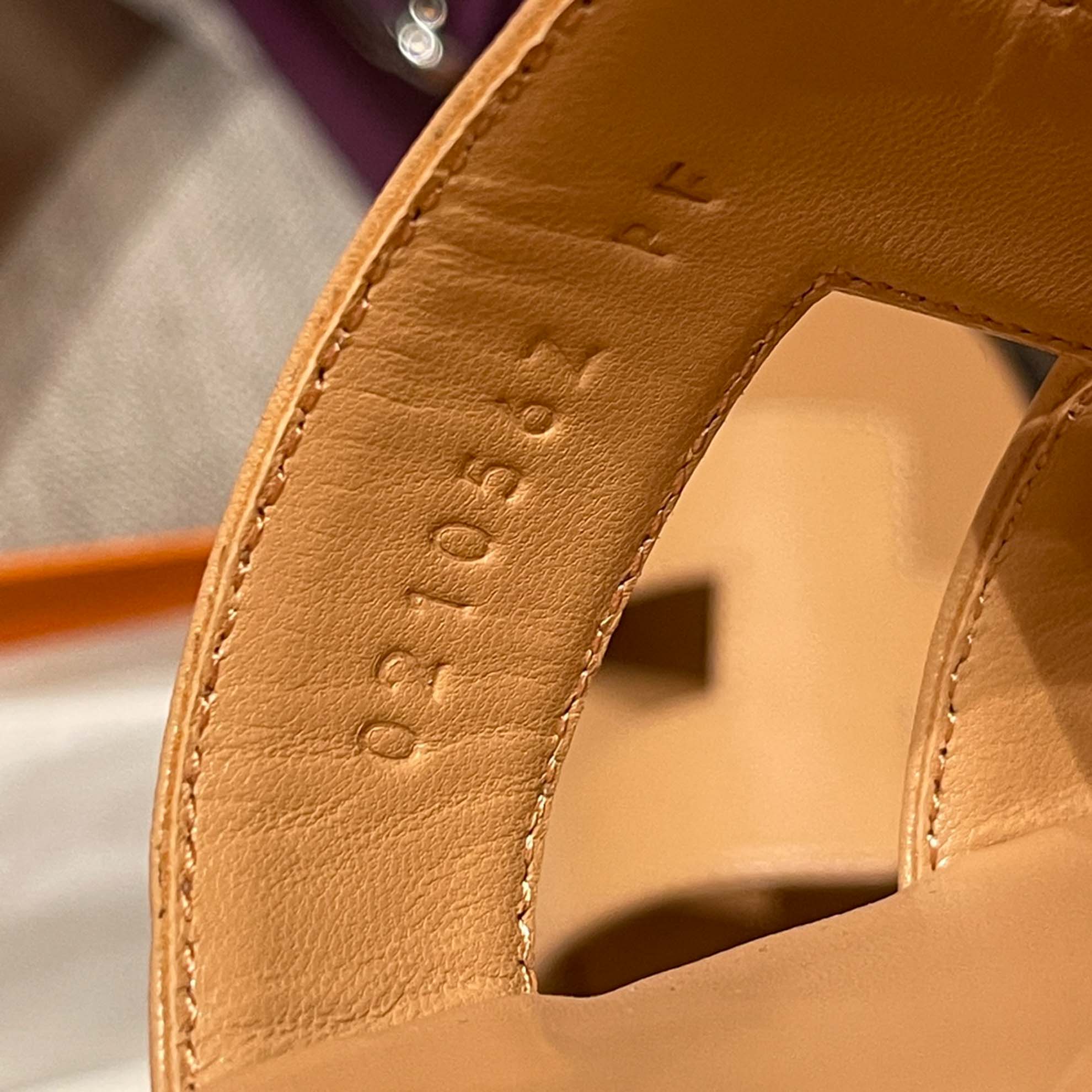 Dép Nữ Hermes Oran Sandal Trà Sữa Viền Đen Trơn