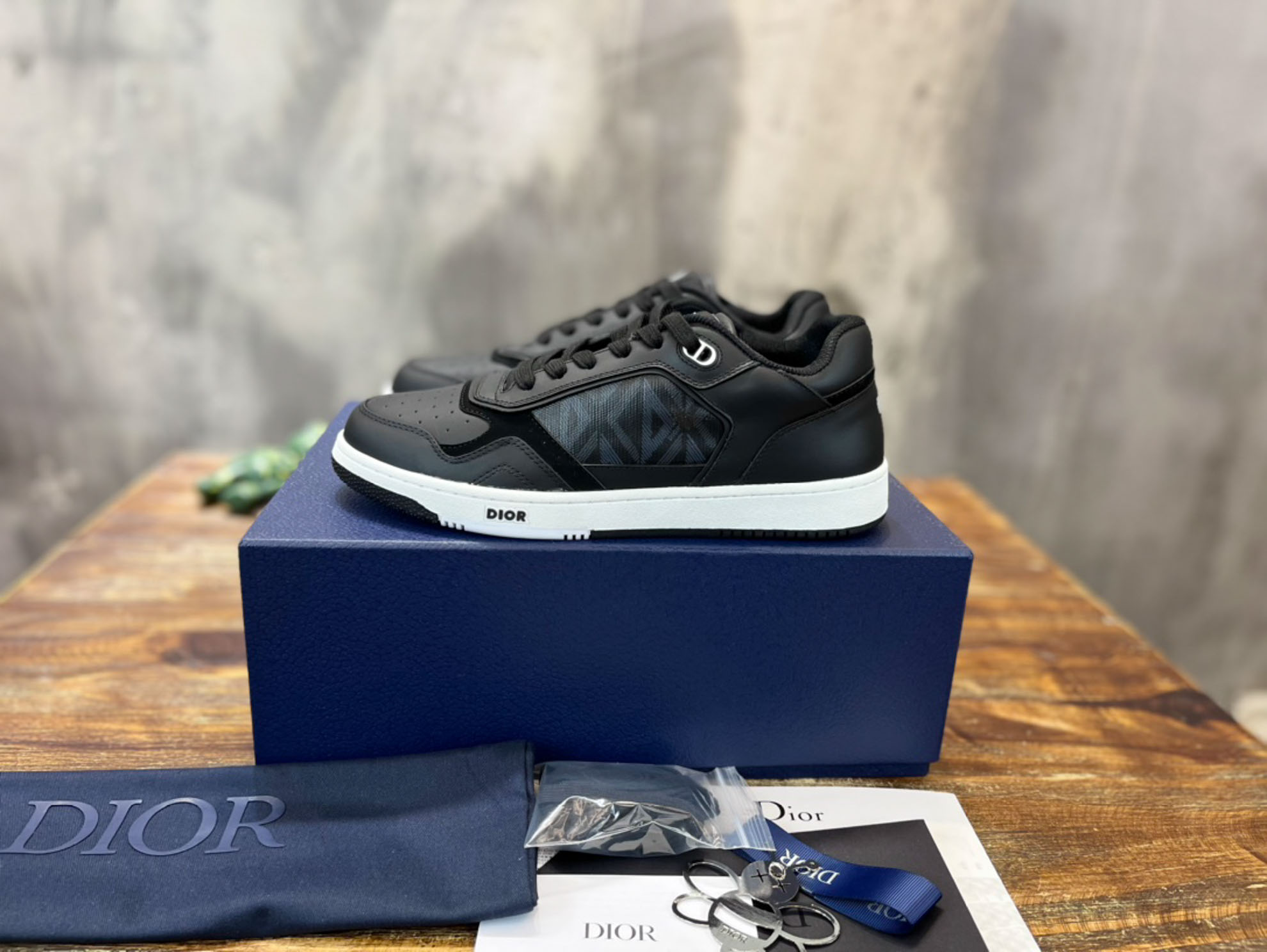 Giày Dior B27 Low Dior Black họa tiết CD Diamond Canvas 