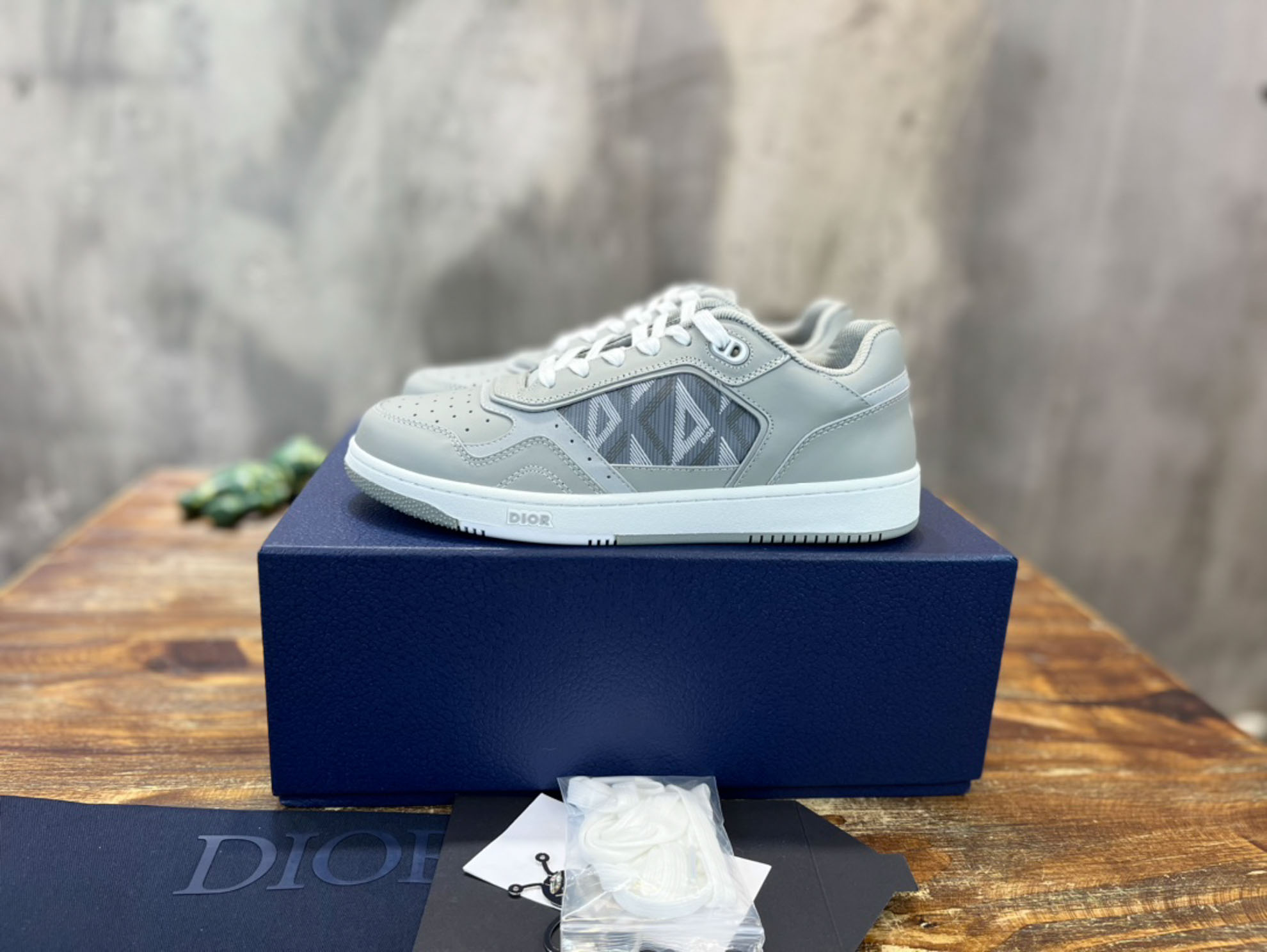 Giày Dior B27 Low Dior Gray họa tiết CD Diamond Canvas