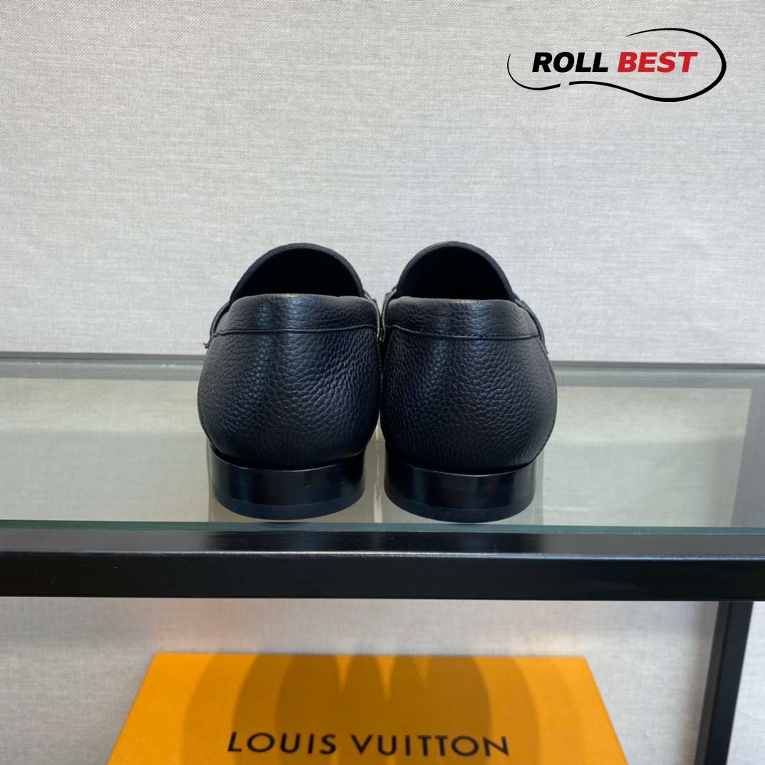 Giày Louis Vuitton Major Loafer Đế Cao Da Nhăn Khóa Trắng