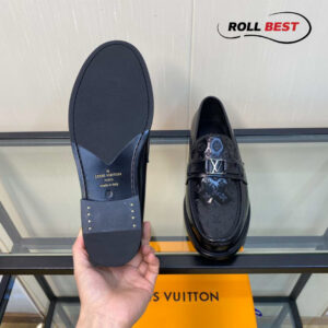 Giày Louis Vuitton Major Loafer Đế Cao Monogram Logo Chìm Đen