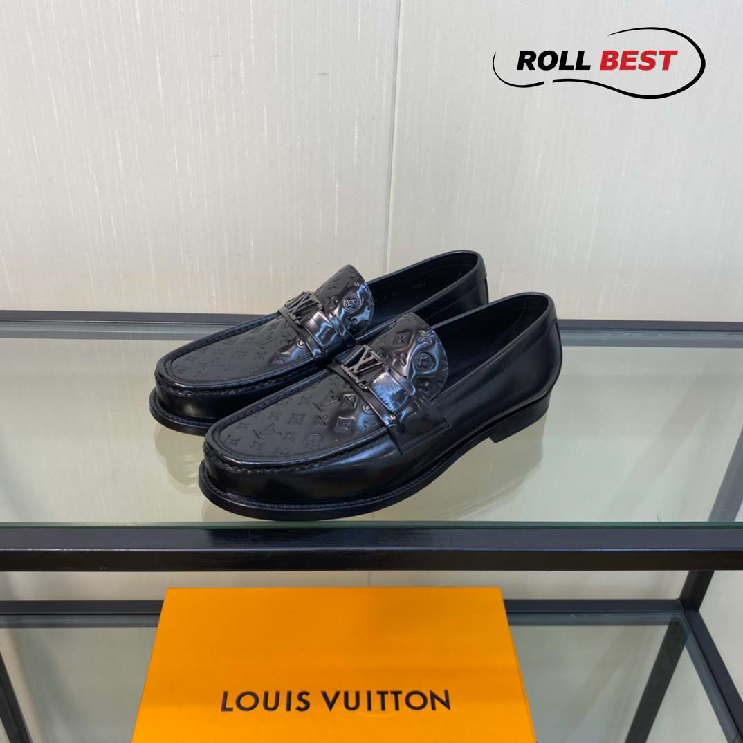 Giày Louis Vuitton Major Loafer Đế Cao Monogram Logo Chìm Đen