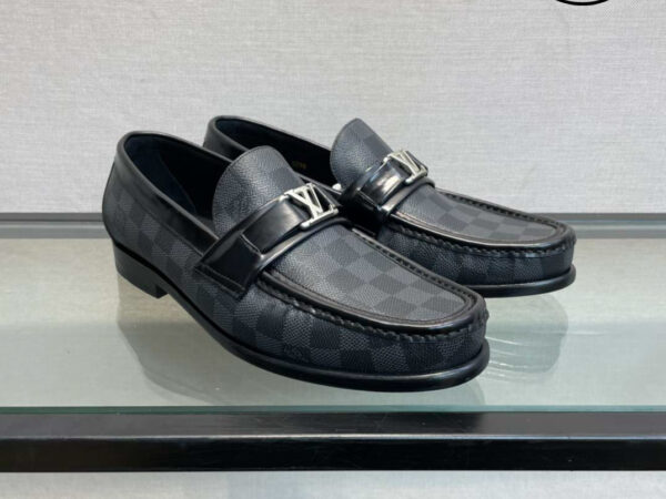 Giày Louis Vuitton Major Loafers 'Graphite'
