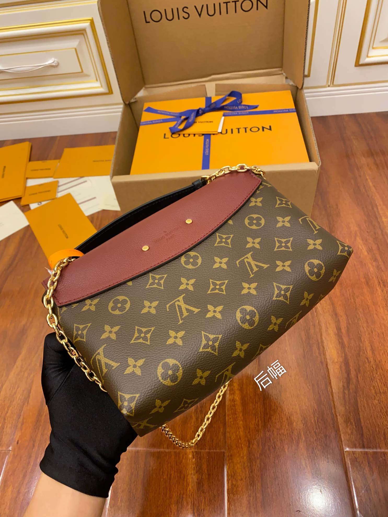 LOUIS VUITTON Monogram Sun-Plat Seed Chain Shoulder Bag Cross Body 