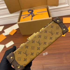 Louis Vuitton Petite Malle Shoulder Clutch Bag