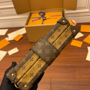 Louis Vuitton Petite Malle Shoulder Clutch Bag