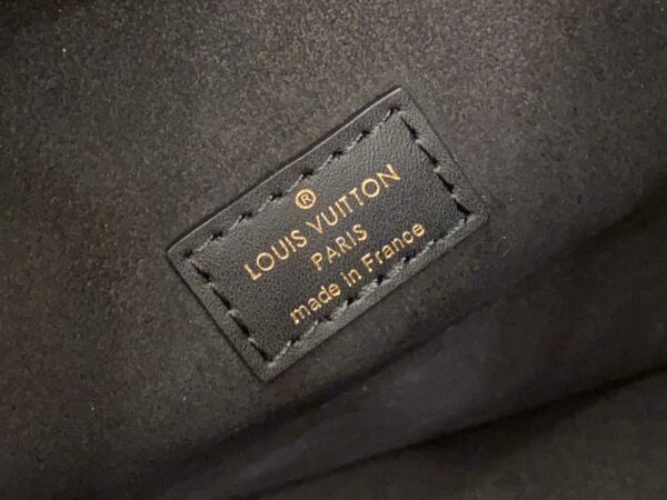 Louis Vuitton Pochette Dauphine