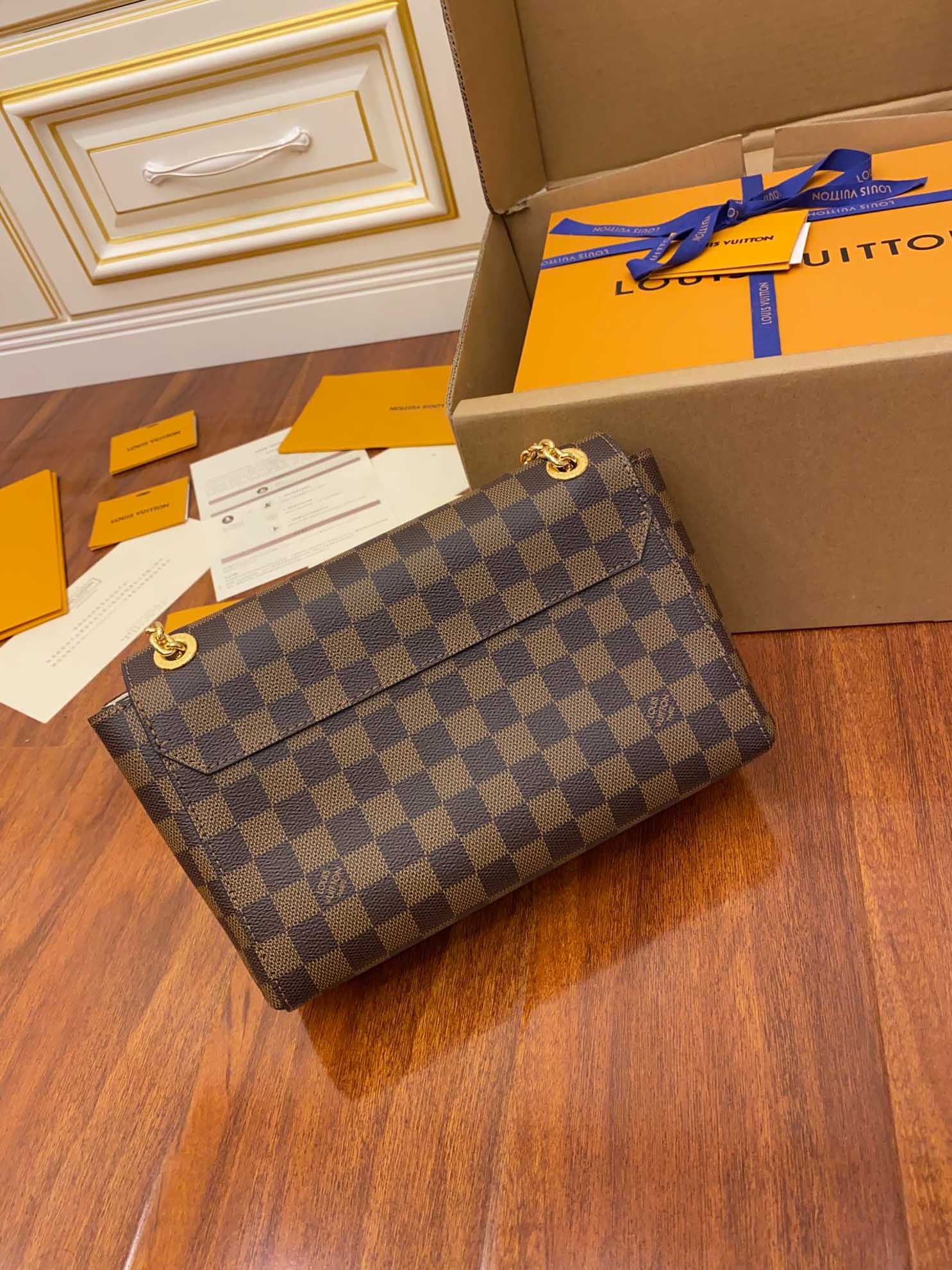 LOUIS VUITTON Vavin PM Chain Shoulder Bag