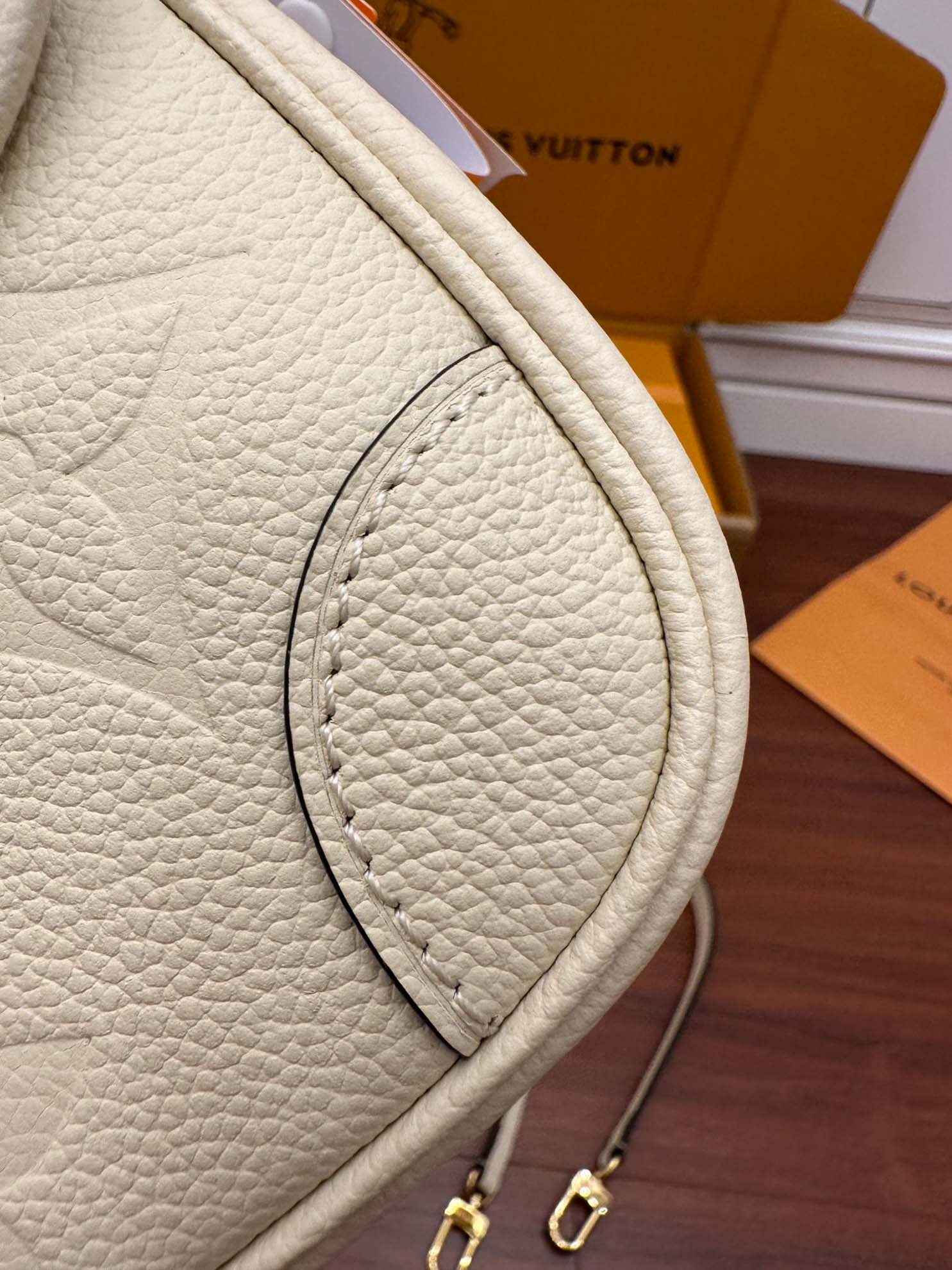 LV Diane Monogram Empreinte Leather