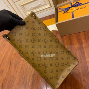 LV Monogram Reverse Giant Onthego