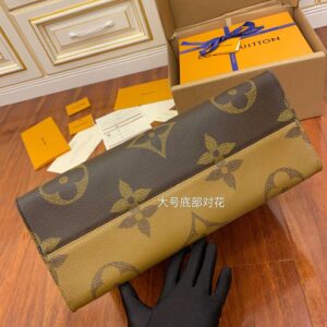 LV Monogram Reverse Giant Onthego