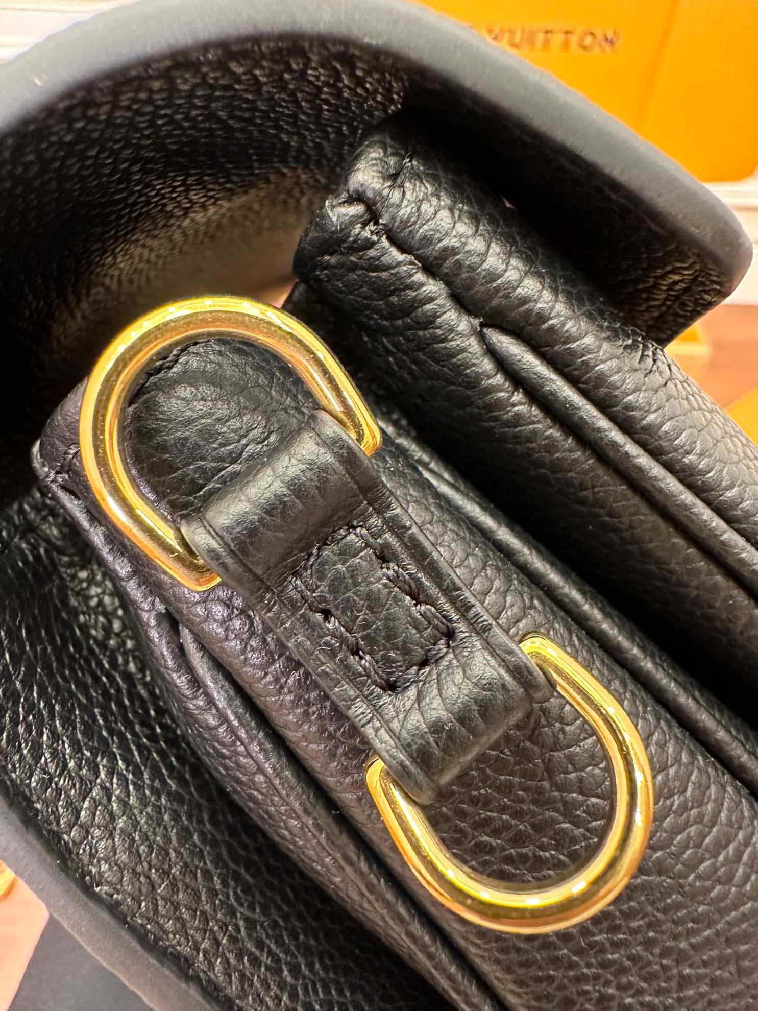 LV Pochette Métis East West Monogram Empreinte Leather