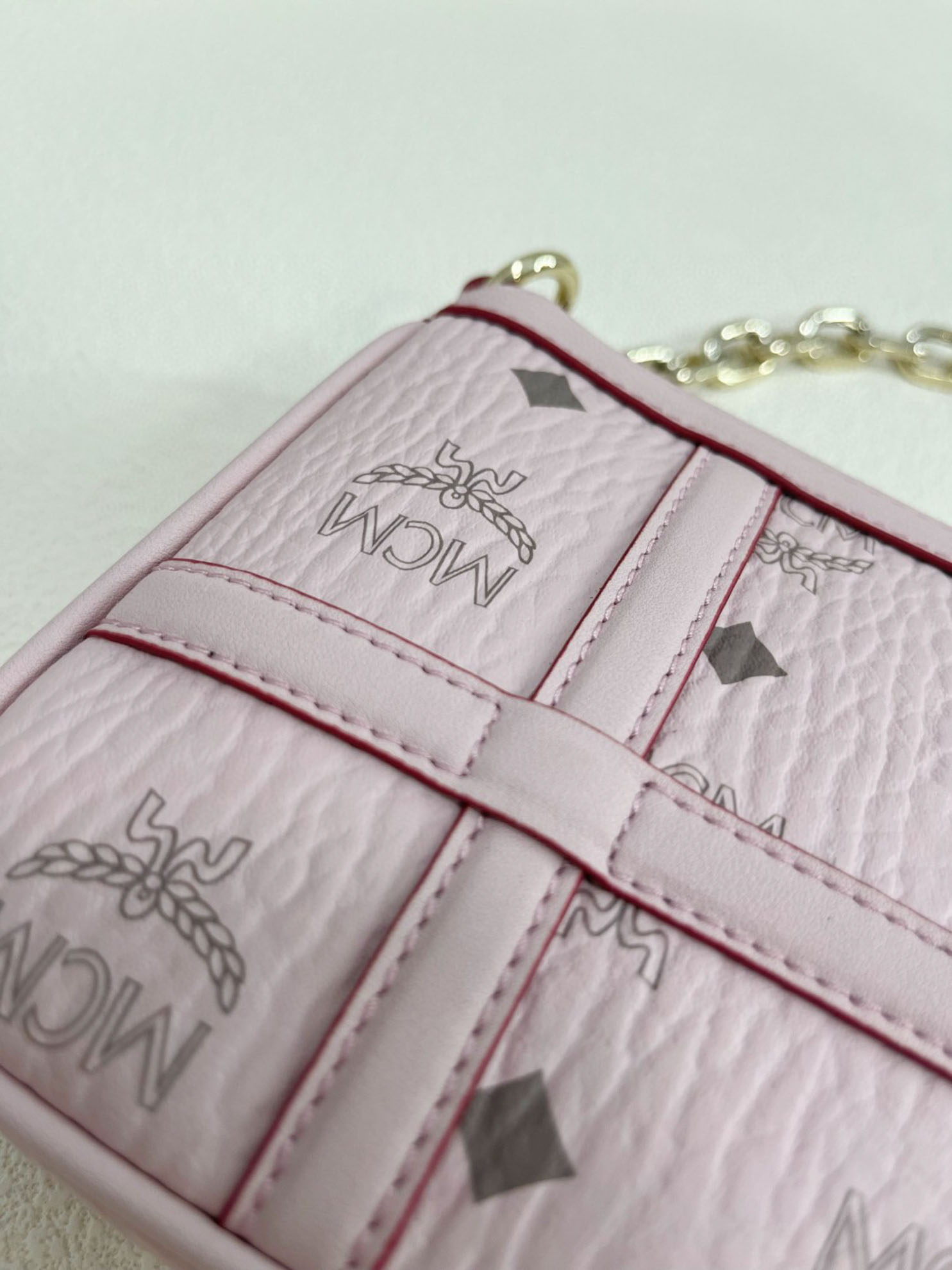 MCM Aren Shoulder Bag in Visetos Pink