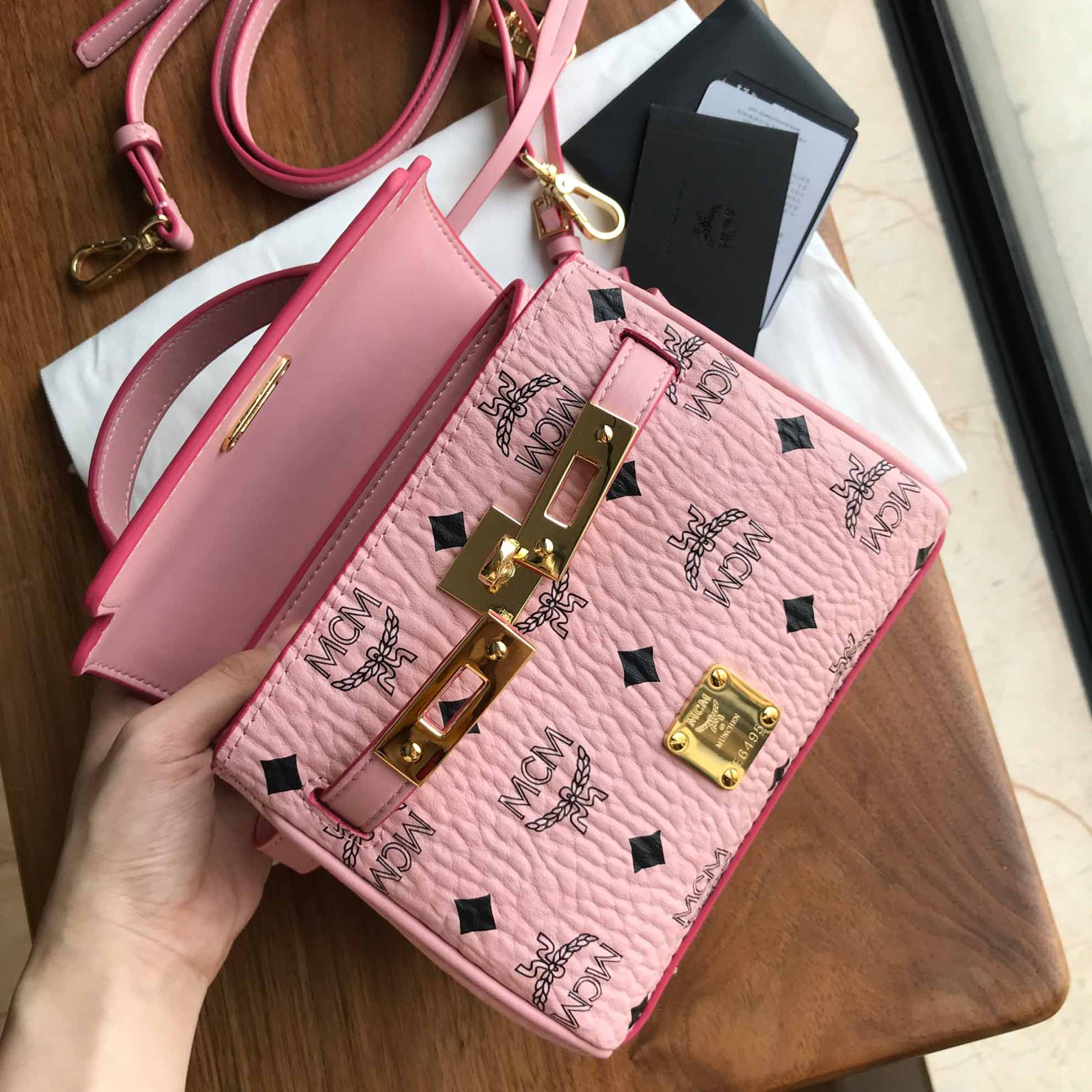 MCM Klassik Tote Visetos Pink