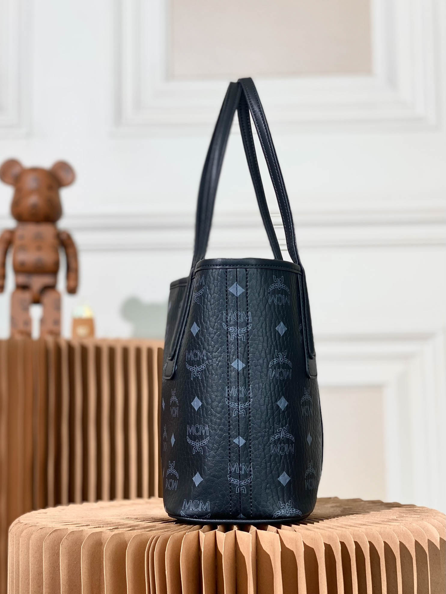 MCM Mini Reversible Liz Shopper in Visetos Black