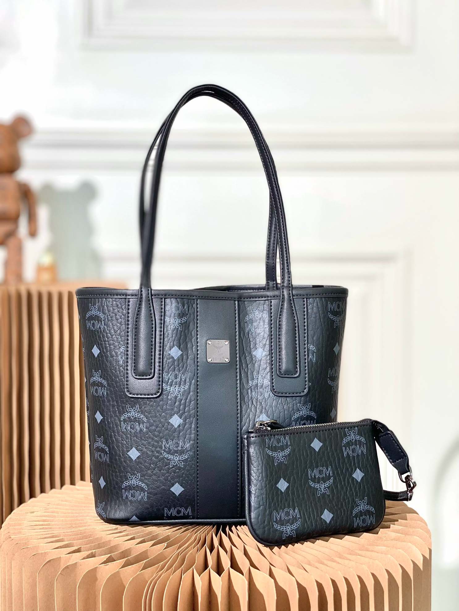 MCM Mini Reversible Liz Shopper in Visetos Black