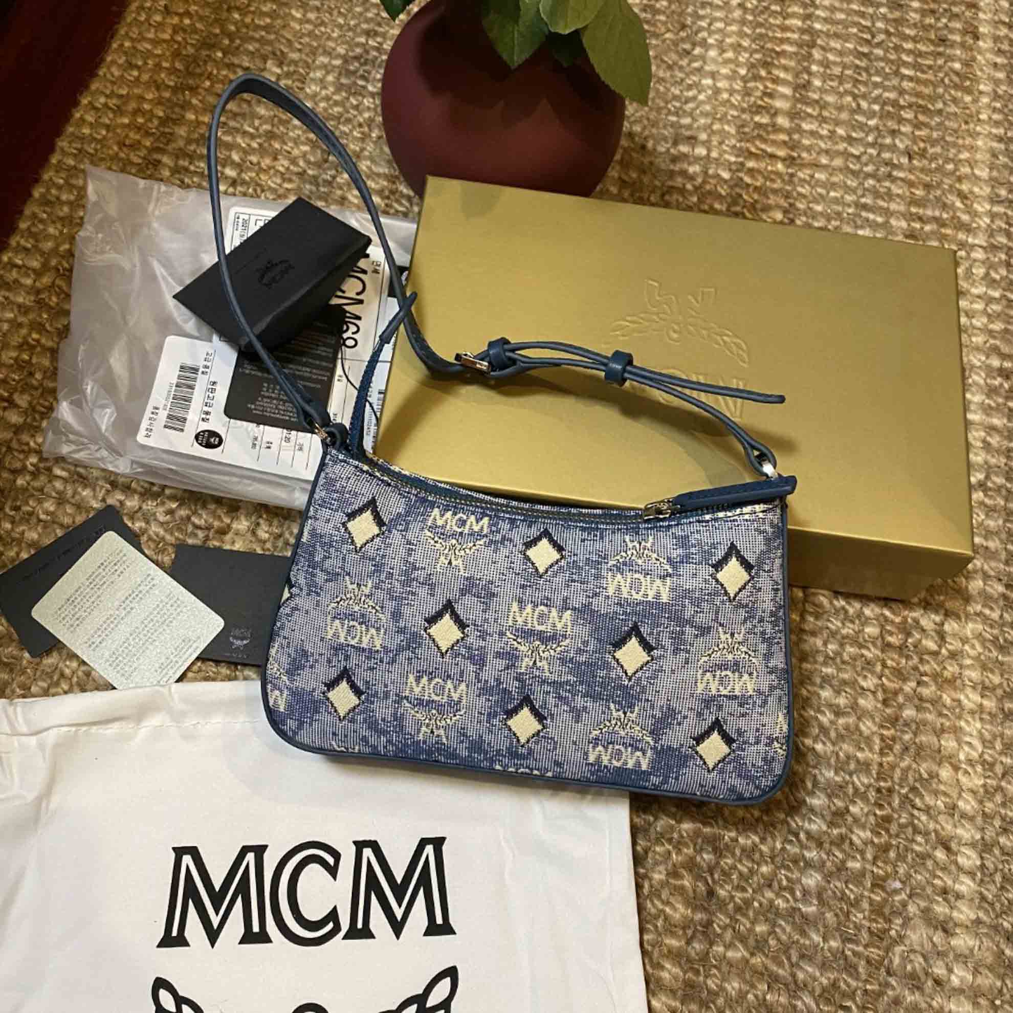 mcm-shoulder-bag-in-vintage-jacquard-monogram-blue