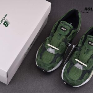 New Balance JJJJound x 992 Made in USA ‘Mossy Green’