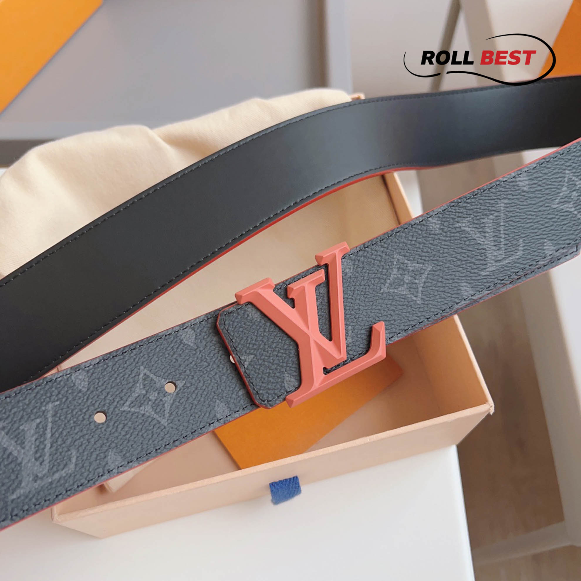 Thắt Lưng Hai Mặt LV Monogram Eclipse Khóa Logo Đỏ