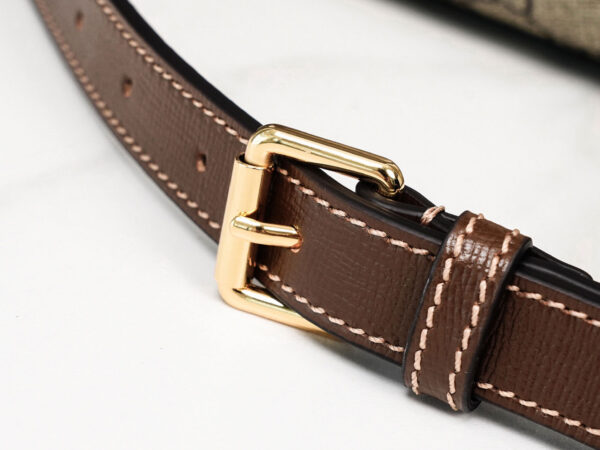 Túi Đeo Chéo Gucci Mini Shoulder Bag With Interlocking G