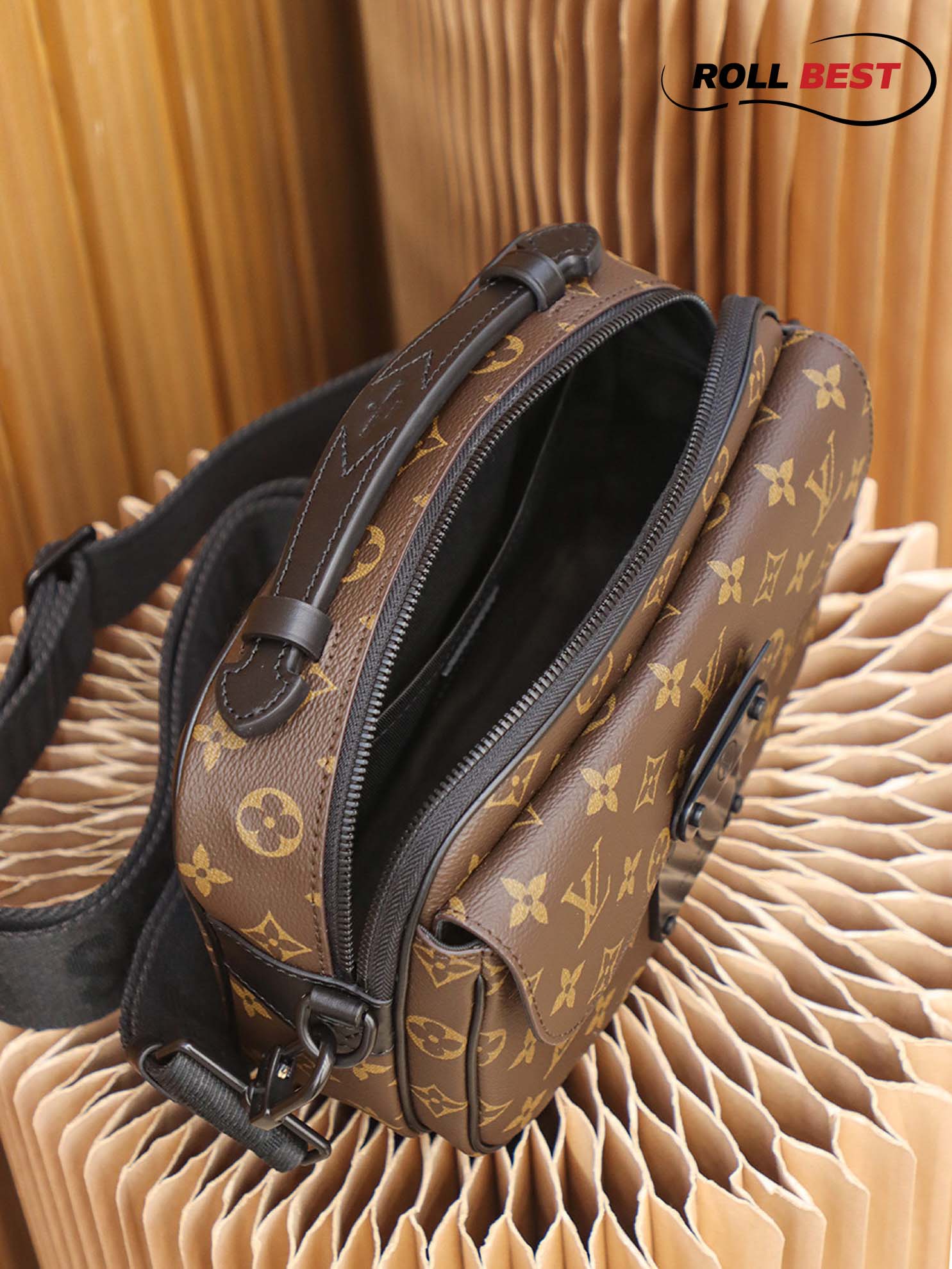 Túi Đeo Chéo Louis Vuitton LV S Lock Messenger Bag Monogram Macassar Coated Canvas 