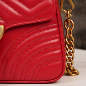 Túi Đeo Chéo Nữ Gucci GG Marmont Matelassé Mini Bag Red