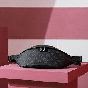 Túi đeo Louis Vuitton Discovery Bumbag Monogram