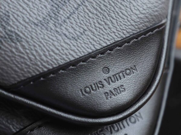 Túi Đeo Louis Vuitton Trio Messenger Monogram