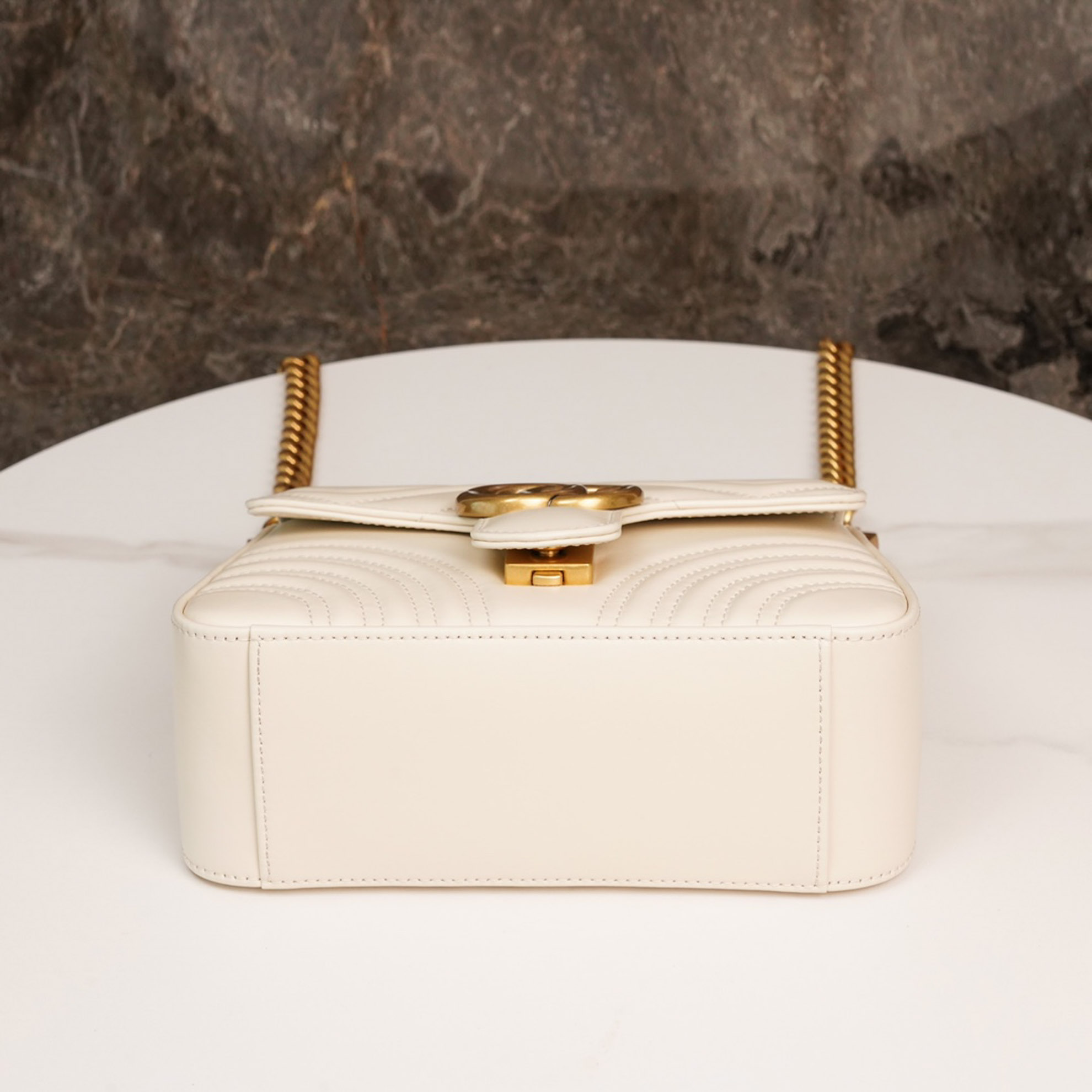 Túi Gucci Gg Marmont Mini Top Handle Bag White