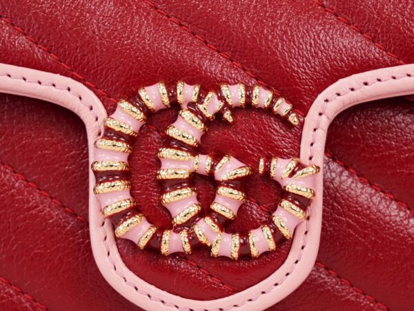 Túi Gucci Marmont Super Mini Bag in Red