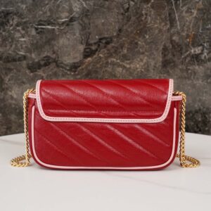 Túi Gucci Marmont Super Mini Bag in Red