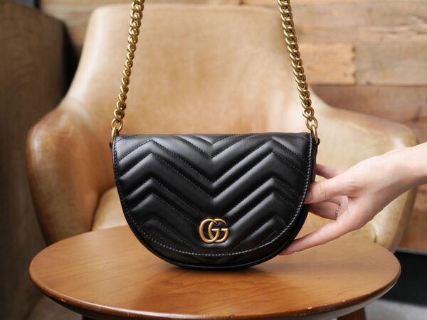 Túi Gucci Women's Black GG Marmont Matelassé Chain Mini Bag Black
