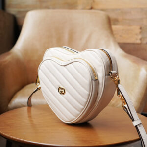 Túi Gucci Women's White Interlocking-g Mini Quilted-leather Cross-body Bag