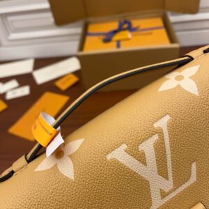 Túi Louis Vuitton Pochette Métis 'Arizona Beige'